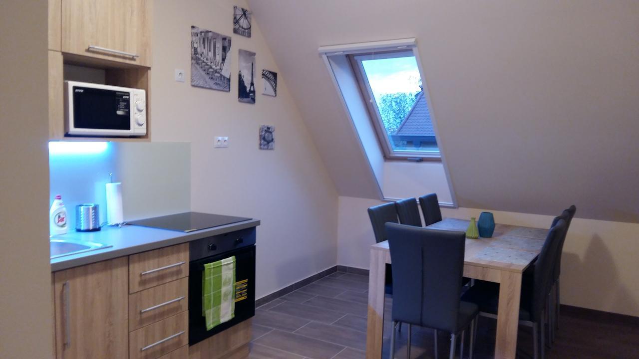 Tahiti apartman Hajduszoboszlo Bagian luar foto