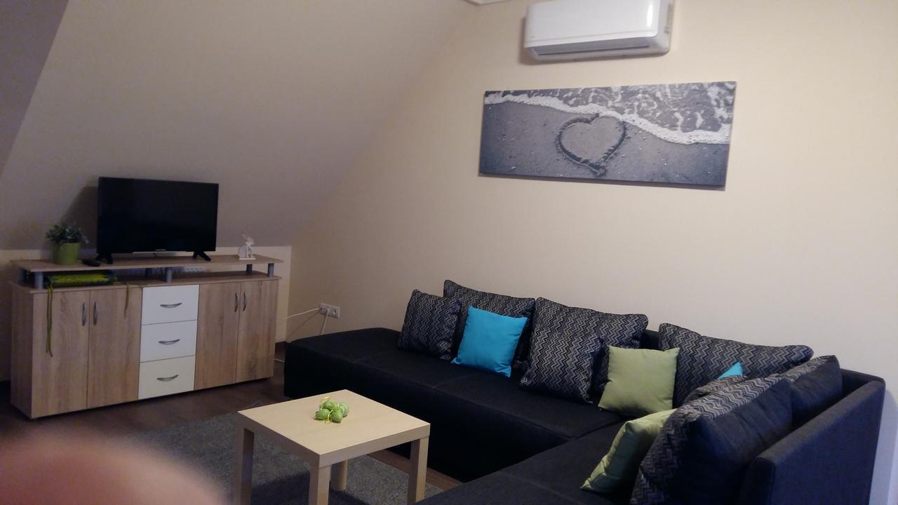 Tahiti apartman Hajduszoboszlo Bagian luar foto