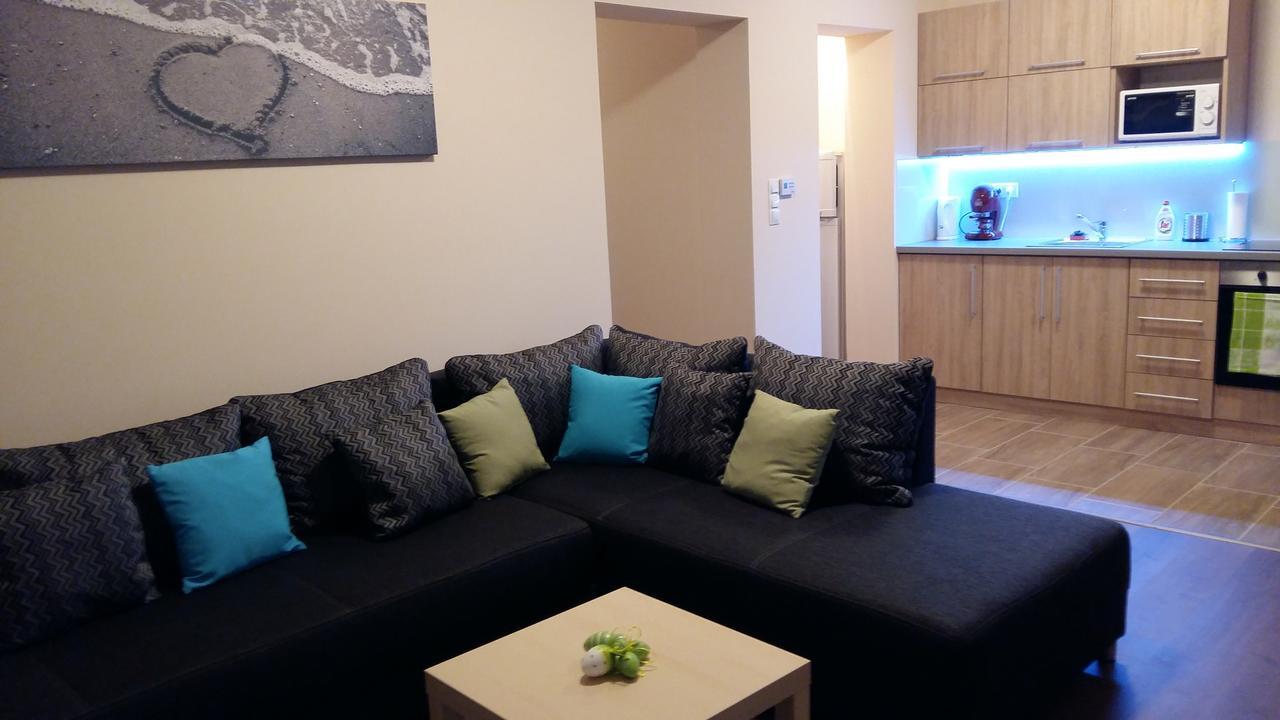 Tahiti apartman Hajduszoboszlo Bagian luar foto